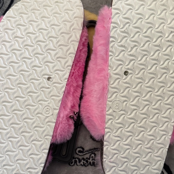 Secret Treasures Pink and Blue Fuzzy Slippers - Picture 3 of 4